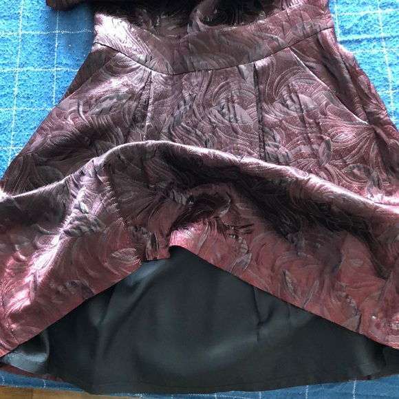 BCBGenration - Picture 3 of 4